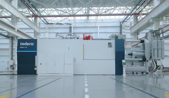 IKON – grande machine de moulage sous pression à trois plaques, type à pression directe
